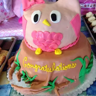 Such a cute cake!