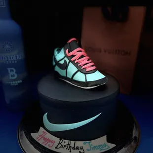 Sneaker cake