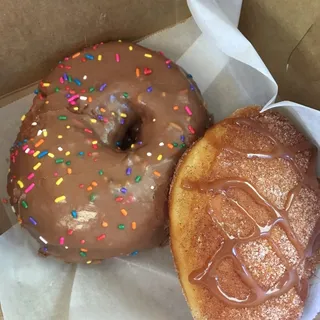 Caramel Cinnamon Donut