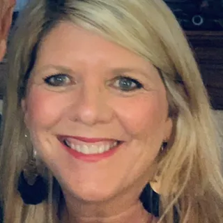 Kim C.