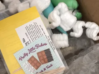 Pretty Little Bakers