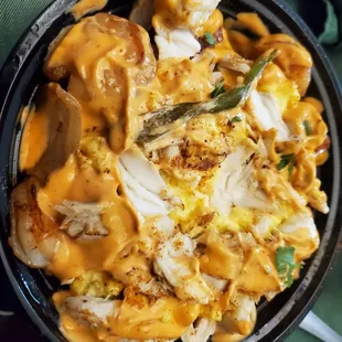 Crab and shrimp hash - delicious. Mama don't skimp on the the crab either!