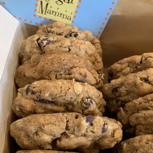 Oatmeal sugar less but chocolate chip cookies!