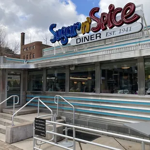 The SnS Diner entrance