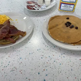 Breakfast Sandwich