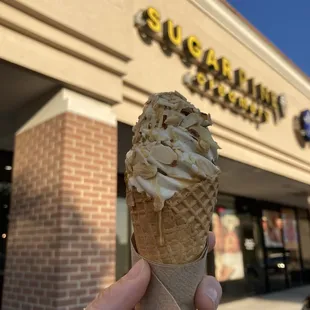 Milk &amp; cookies w/ almonds &amp; Carmel drizzle :)