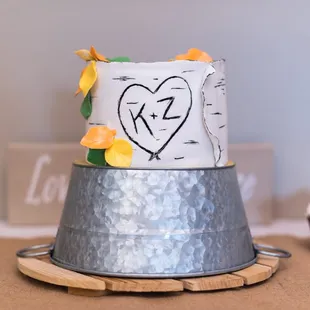 This was the small round cake we requested for our wedding, which was in September and was "Aspen" tree themed.  It came out perfect!!!