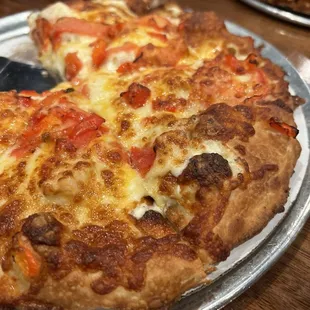 Spinach artichoke pizza