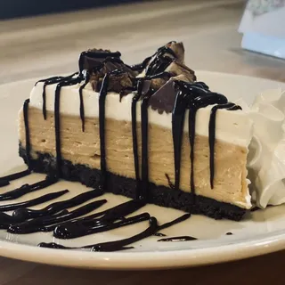 Homemade Peanut Butter Pie