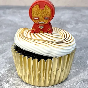 Iron man cupcake