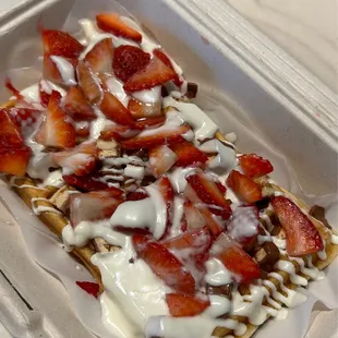 Strawberry/snickers/white chocolate waffle!