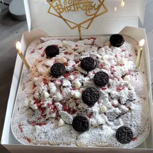 Red Velvet Cookies &amp; Cream Crumb Cake