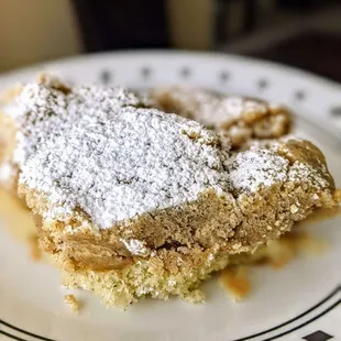 Classic Crumb Cake
