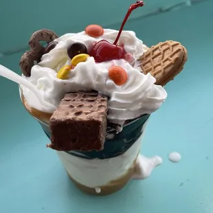 Sundae -Cruisin for a Bruisin peanut butter.