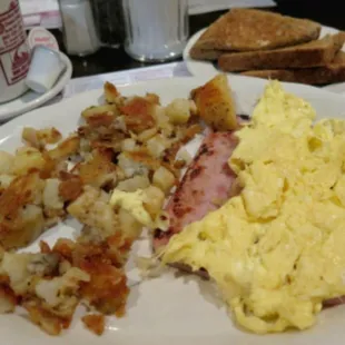Ham and eggs dine your way