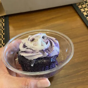 Ube tres leches