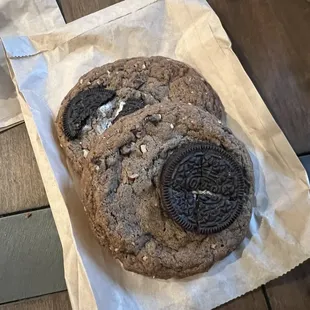 One of the best cookies- Oreo pecan - my favorites!