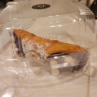 Ube Cannoli