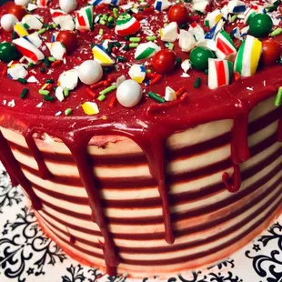 Yet another Sugar X Butter work of art; vanilla with a chocolate ganache filling