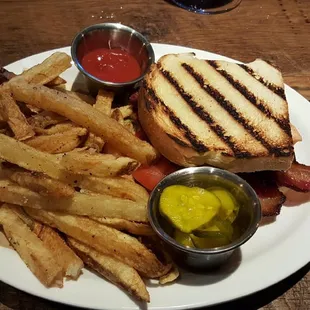 Salmon BLT