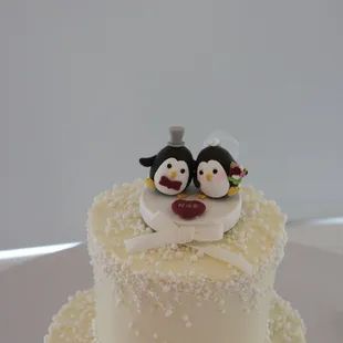 It's buttery yellow instead of WHITE :(