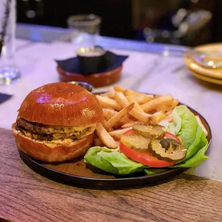 Le Classic Double Burger