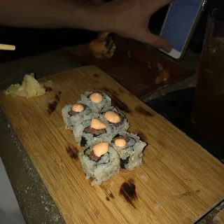 spicy tuna roll