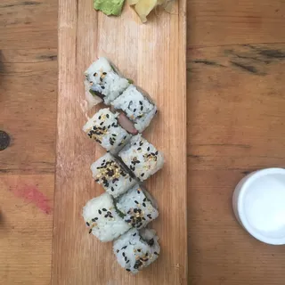 torched yellowtail jalapeno roll