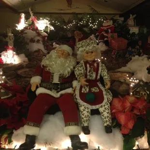 This resturant has an extensive Christmas display covering it&apos;s currently switched-off huge inside fountain.