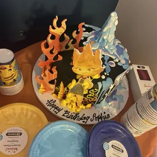 Another picture of the cake