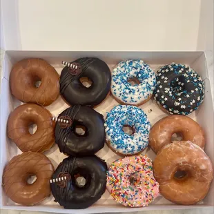 Maple, chocolate, vanilla sprinkle, strawberry sprinkle, chocolate sprinkle and honey glazed.