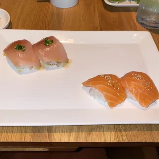 Salmon Sushi (1-Pc)