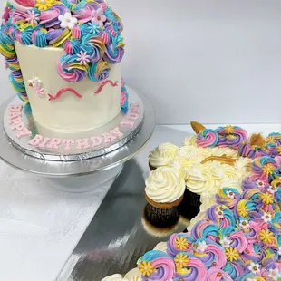 Unicorn cake and pull-away cake