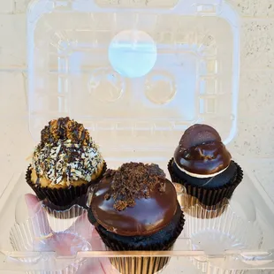 Girl Scout Cookie Cupcakes