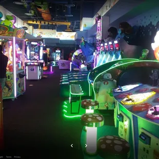 Sugarloaf Entertainment at South Point