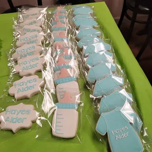 Baby shower cookies