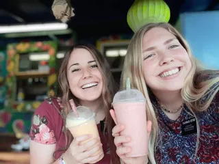 Tina’s Fresh Fruit Smoothies