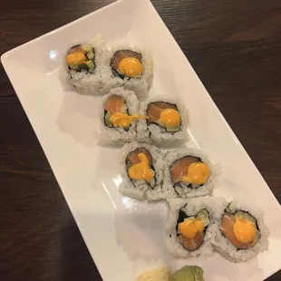 Spicy Salmon Roll