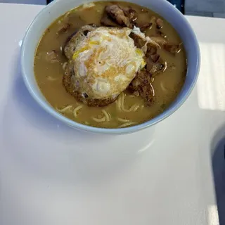 Aloha Saimin (Bbq Chicken & Fried Egg)