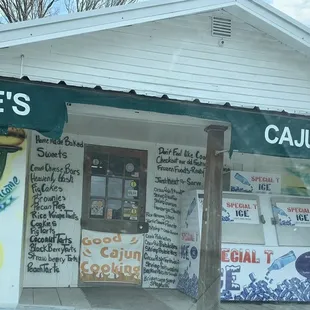 Suire&apos;s Cajun Restaurant
