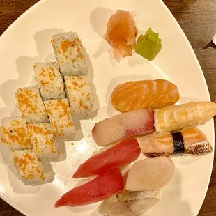 Sushi &amp; Sashimi Combination