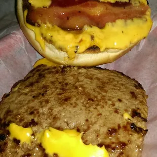 Bacon Cheeseburger