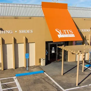 Suits Unlimited store front