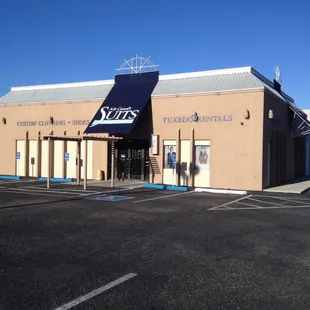 Suits Unlimited Store Front