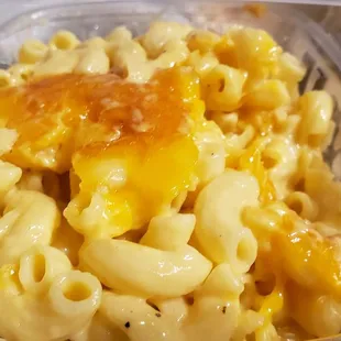 Macaroni and cheese, nothing fancy, just plain GOOOOOD!!