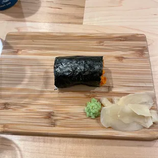 Shrimp handroll