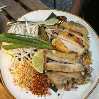 (L) Pad Thai