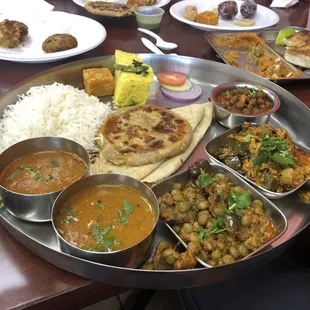 Vaishnav Thali