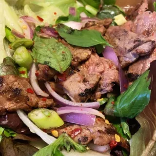 Grilled Beef Salad