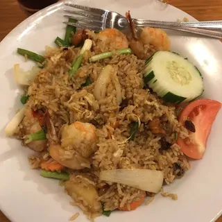 Vegan Pineapple Fried Rice